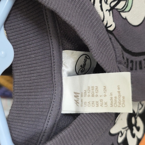 H&M Disney Button Up Long Onesie Bodysuit - Picture 5 of 7